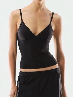 Aritzia TNA Butter Vibrant V Neck Tank